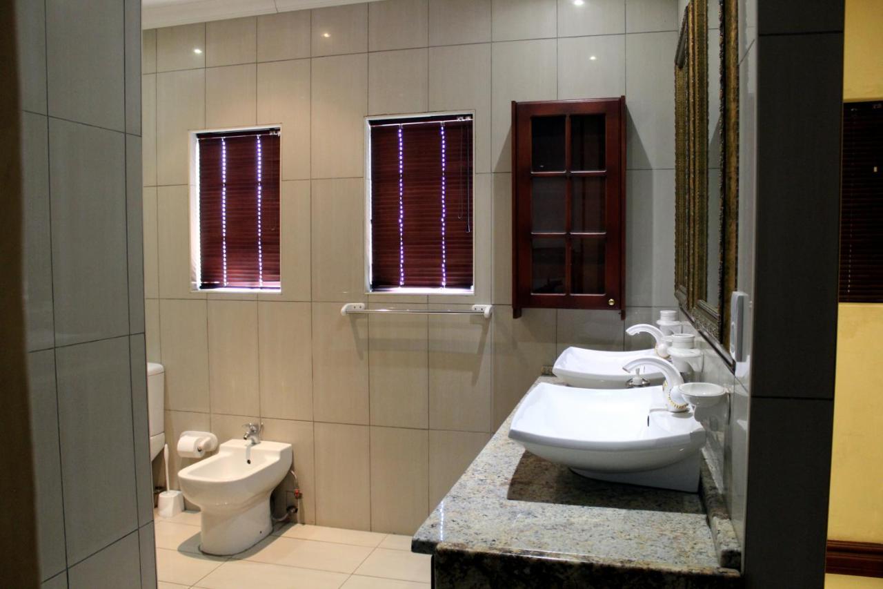Prinshof Manor Guesthouse Pretoria-Noord Eksteriør bilde
